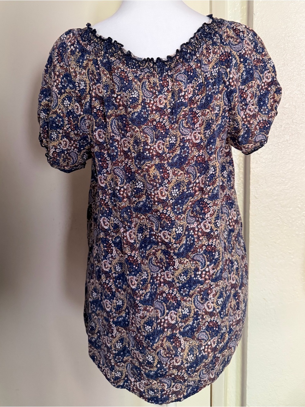 Faded Glory Navy Paisley Short Sleeve Peasant Blouse - Picture 3 of 6